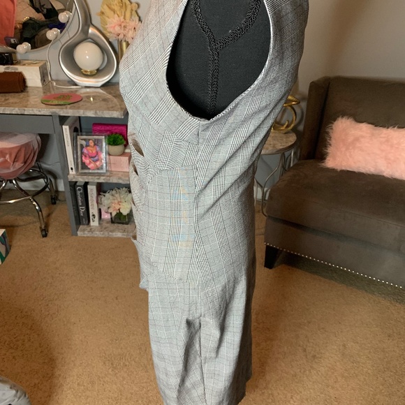 Plaid One Shoulder Ruched Midi Dress - Picture 3 of 4